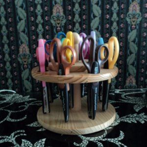 Fiskars scissor set (12) in wood holder